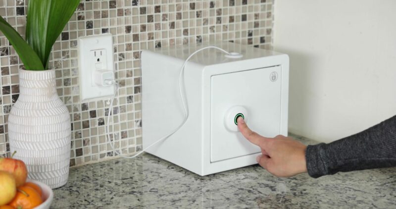 lockable charging station for kids